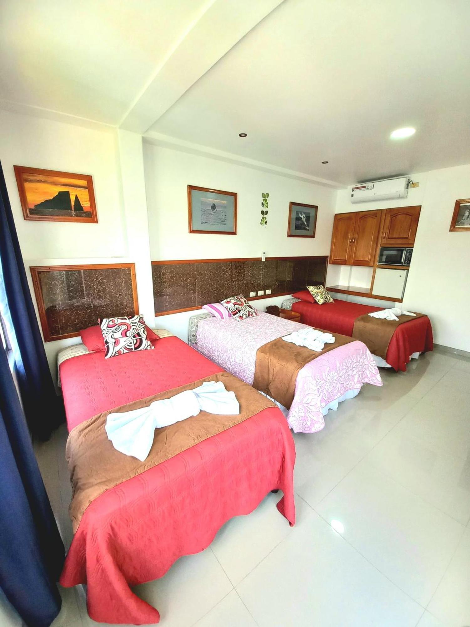 Galapagos Eco Friendly Bed & Breakfast Puerto Baquerizo Moreno Dış mekan fotoğraf