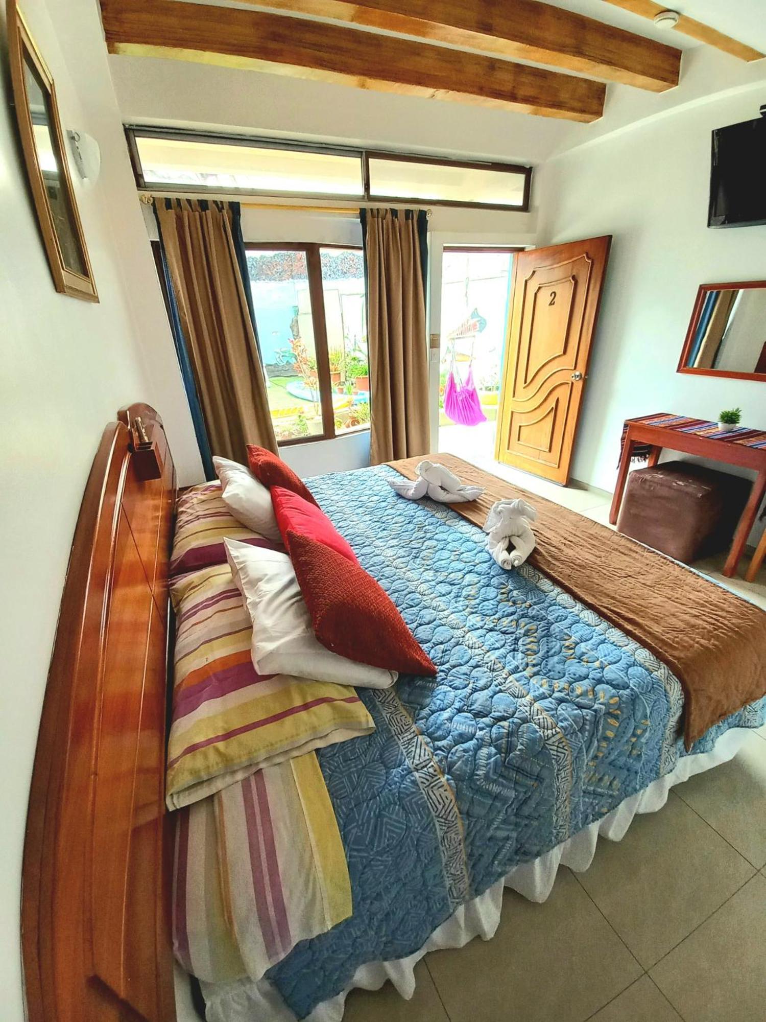 Galapagos Eco Friendly Bed & Breakfast Puerto Baquerizo Moreno Dış mekan fotoğraf