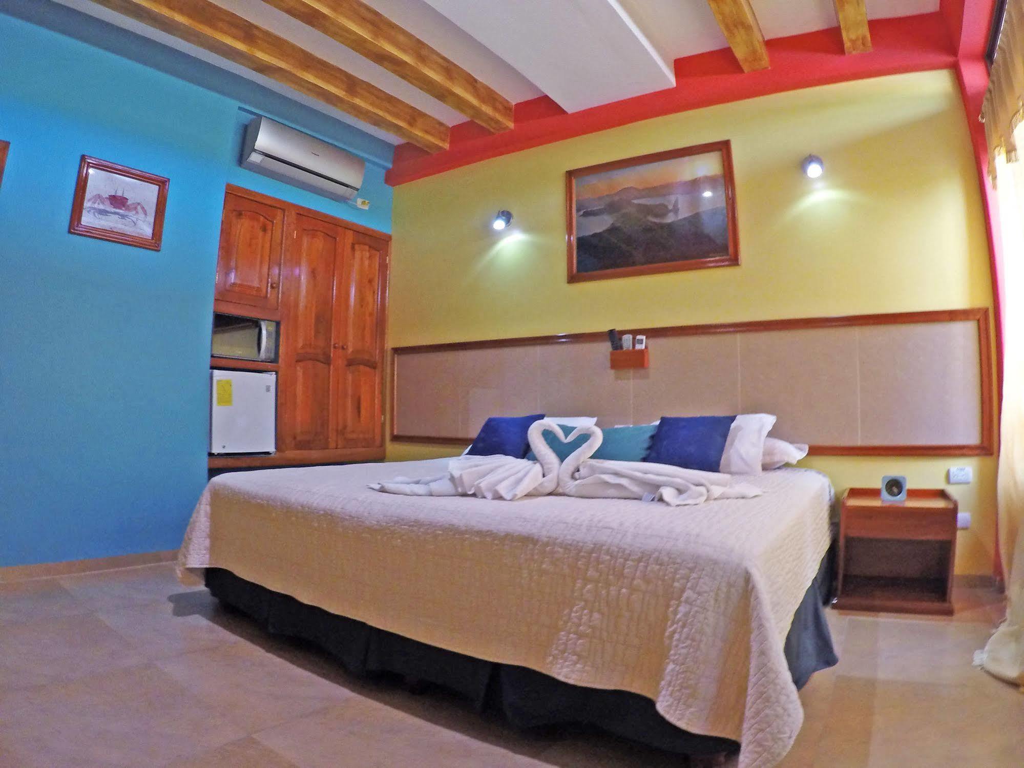 Galapagos Eco Friendly Bed & Breakfast Puerto Baquerizo Moreno Dış mekan fotoğraf